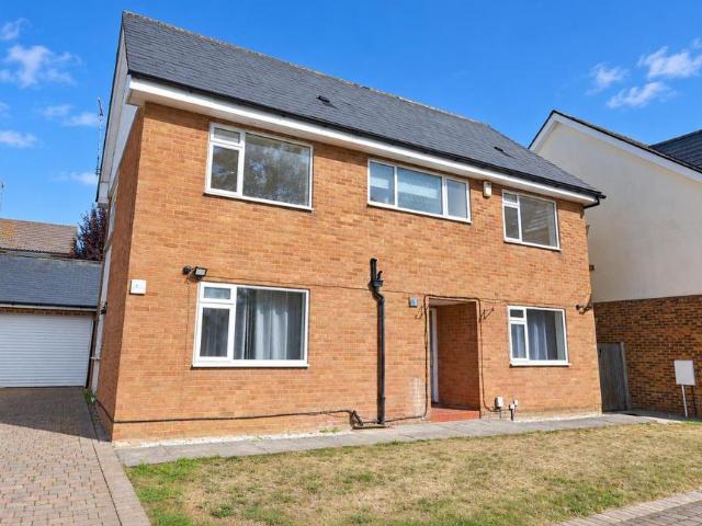 House for sale in Hatfield, Fretherne