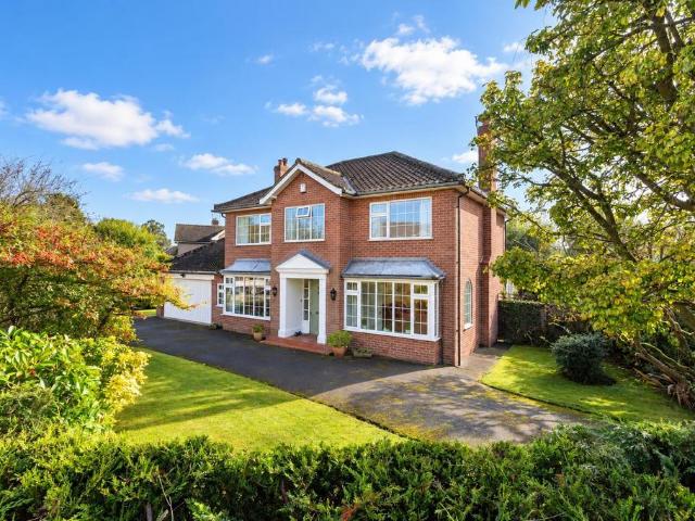 House for sale in Escrick, North Yorkshire
