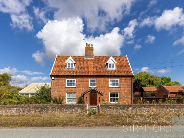 House for sale in East Tuddenham, Norfolk