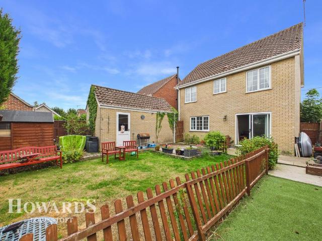 House for sale in Eastbridge, Suffolk