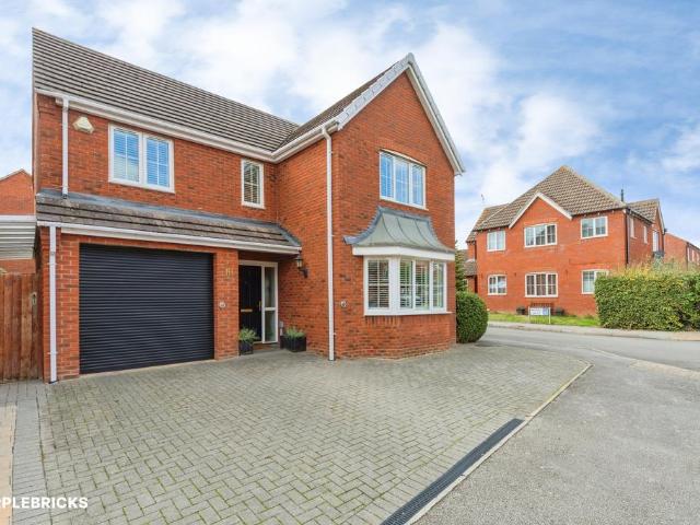 House for sale in Whitnash, Warwick