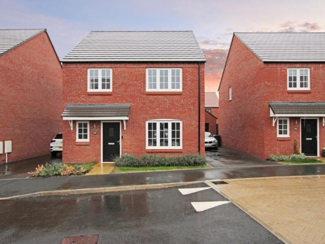House for sale in Hanwood Park, Kettering