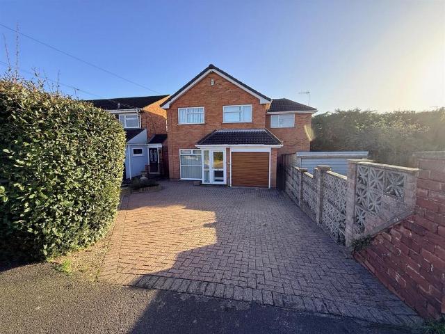House for sale in Wollaston, Amblecote