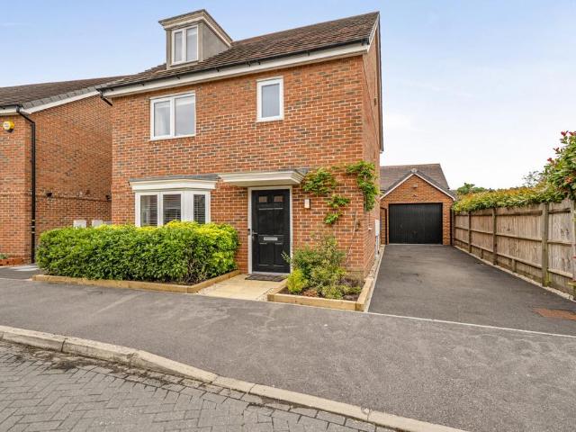 House for sale in Shinfield, Spencers Wood