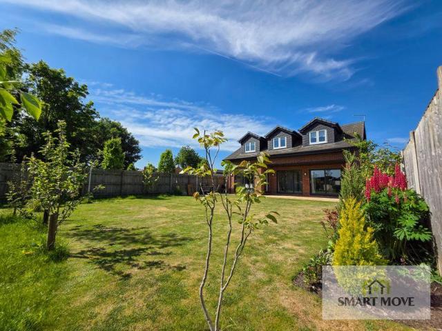 House for sale in Tarleton, Roby Mill