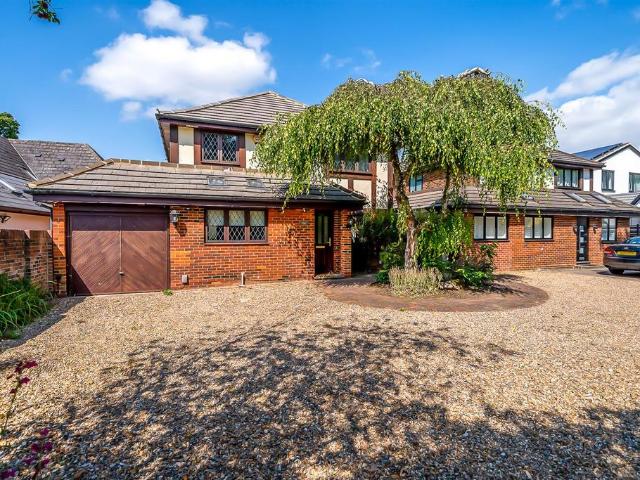House for sale in Bickley, Greater London