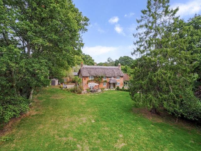 House for sale in Wigley, New Forest