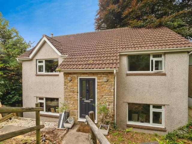 House for sale in Foxhole, Livermead