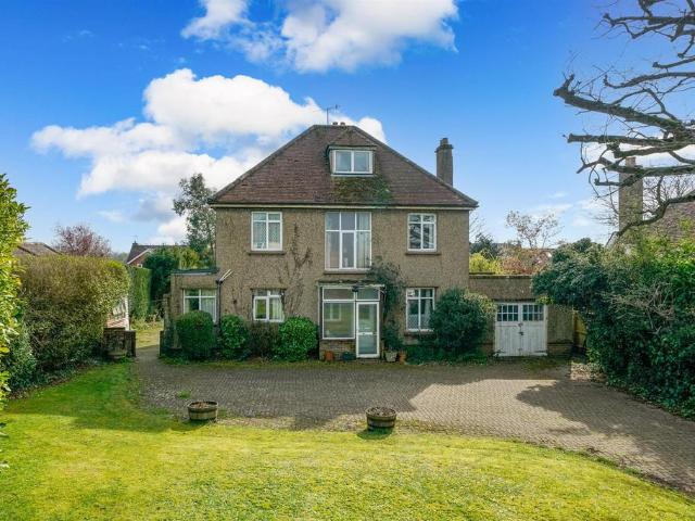House for sale in The Image, Pouchen End