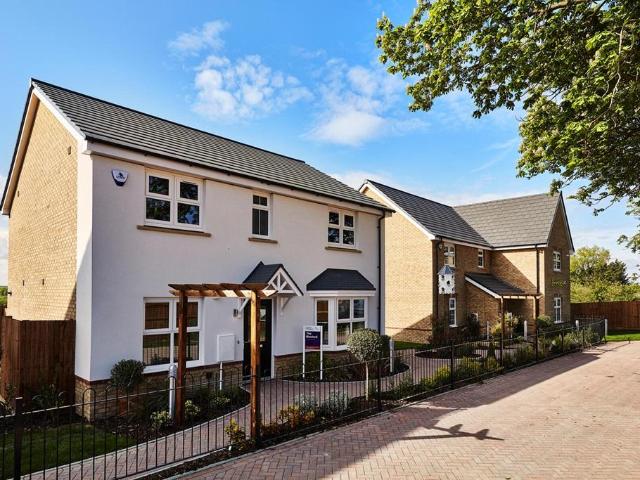 House for sale in Clipstone, Eggington