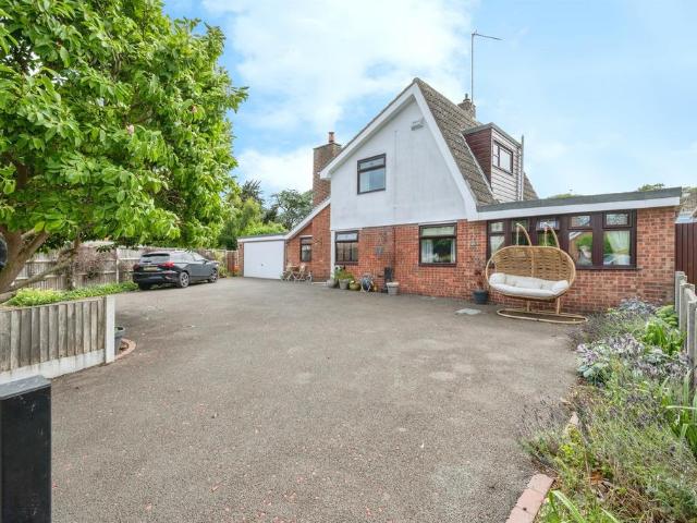 House for sale in Stokesby, Norfolk