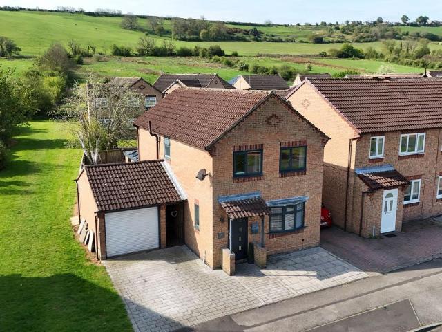 House for sale in Esh