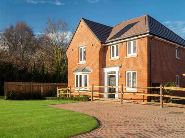 House for sale in Evershot, Oxfordshire