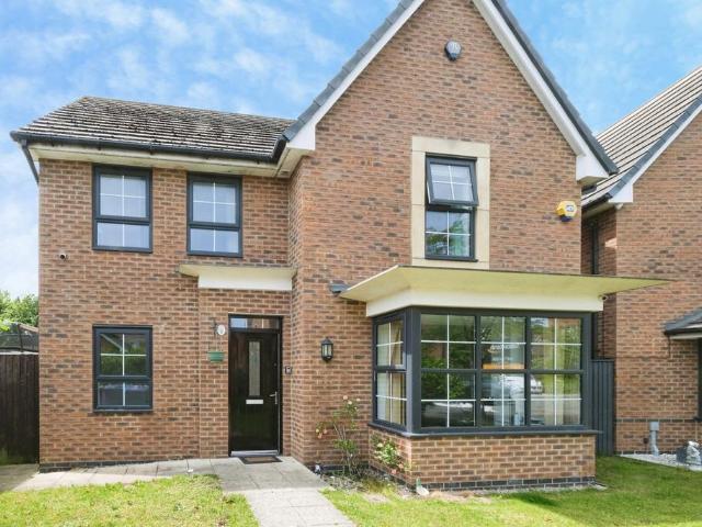 House for sale in Calderstones