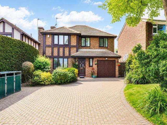 House for sale in Silverhill Park, Guestling Green