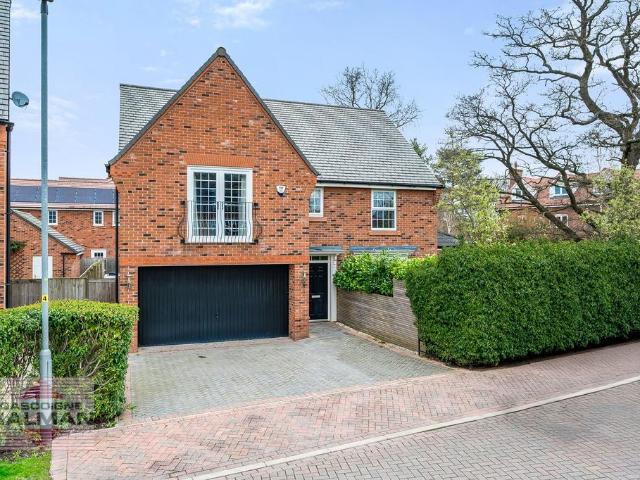 House for sale in Wilmslow Park, Wilmslow