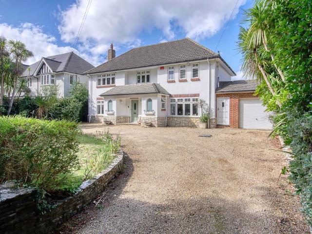 House for sale in Talbot Village, Bournemouth