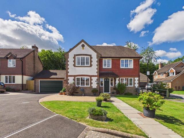 House for sale in North Horsham, Horsham