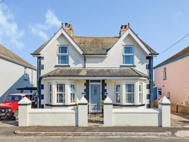 House for sale in Furzeham, Brixham
