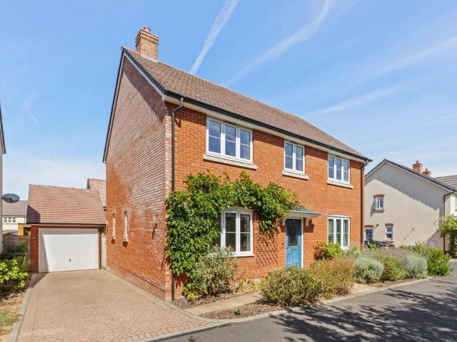 House for sale in Haddenham, Buckinghamshire