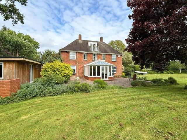 House for sale in Watergate, Devon