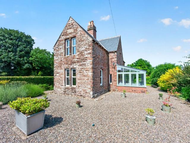House for sale in Blencogo