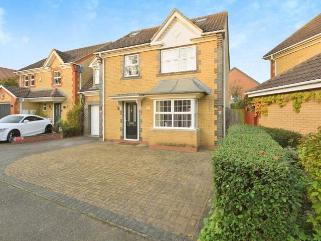 House for sale in Wootton, Northamptonshire