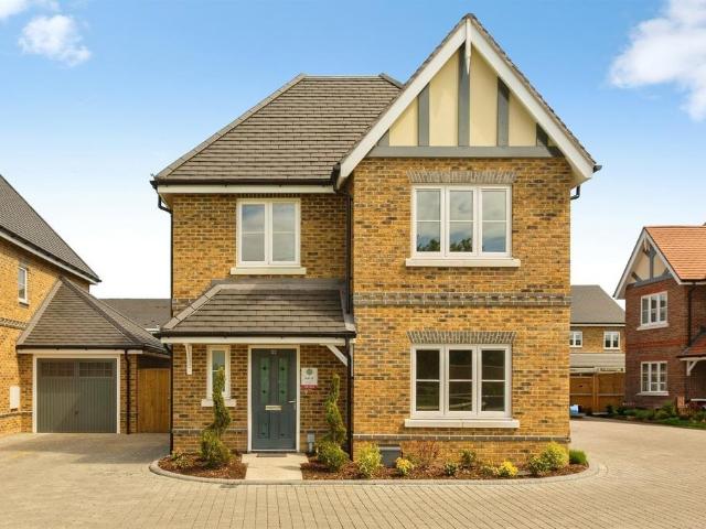 House for sale in Weston Turville, Aston Clinton