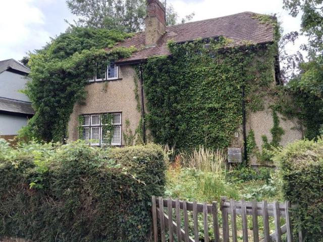 House for sale in Bushey