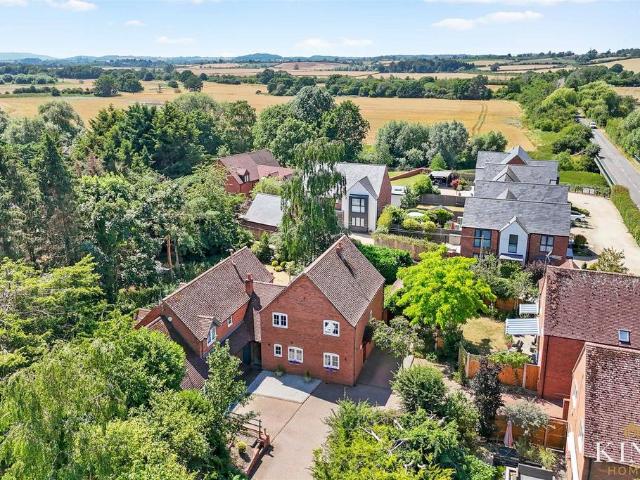 House for sale in Alderminster, Warwickshire
