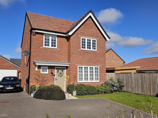 House for sale in Barton In Fabis, East Midlands