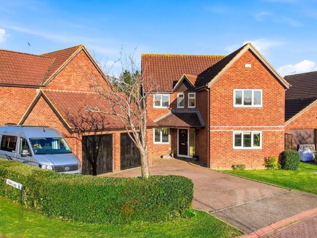 House for sale in Willen, Milton Keynes