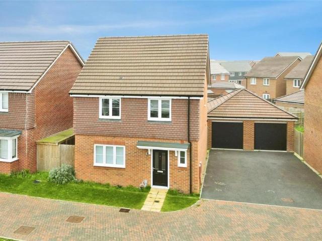 House for sale in Shinfield