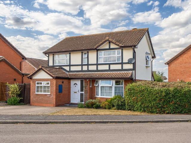 House for sale in Golden Valley, Gloucestershire