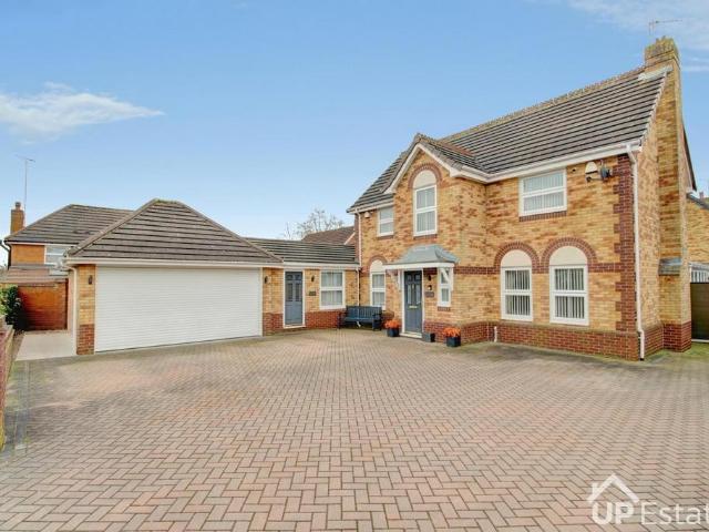 House for sale in Binley, West Midlands