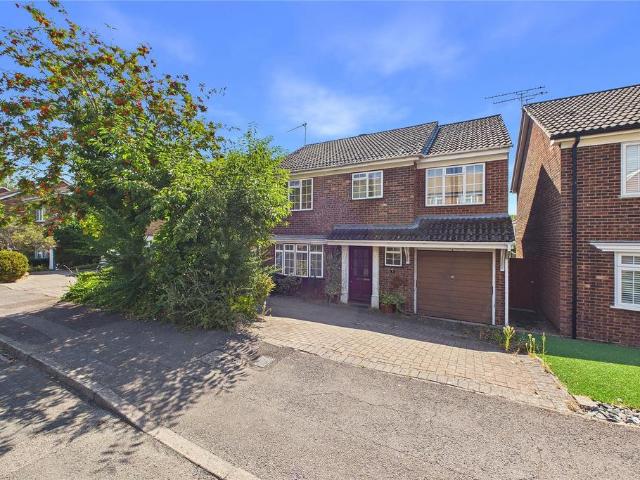 House for sale in West End, Heol-las