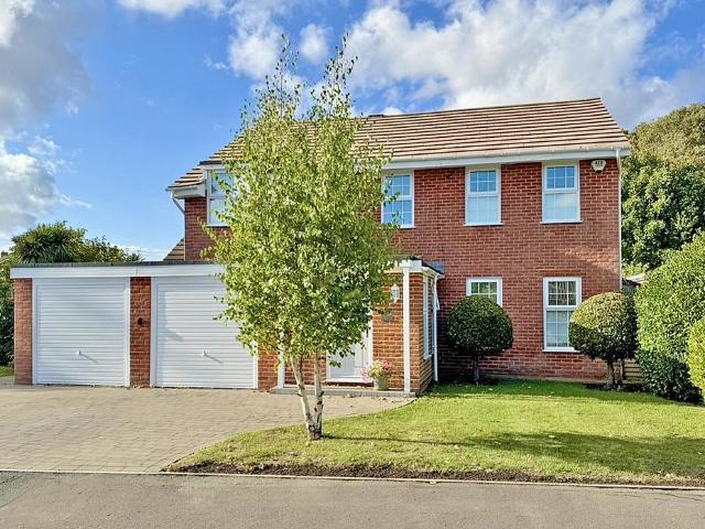 House for sale in Rose Green, Clapham