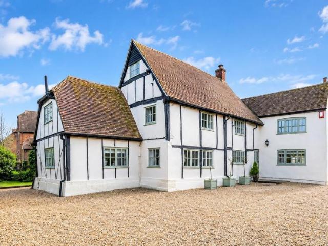 House for sale in Moulsoe, City of Milton Keynes