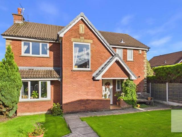 House for sale in Summerseat, Bury