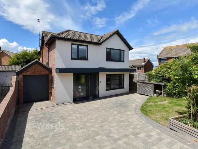 House for sale in Herne and Broomfield, The Bridge