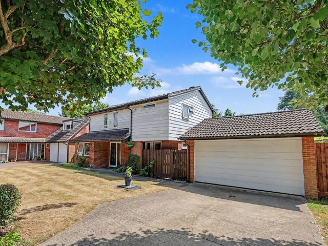 House for sale in Willian, Letchworth