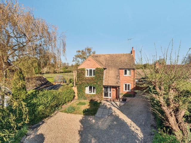 House for sale in Tidmarsh, West Berkshire