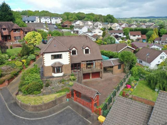 House for sale in Blackwood, Wales