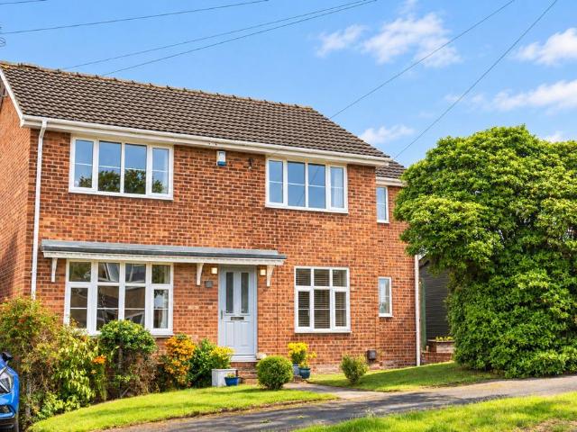 House for sale in Brackenfield, East Midlands