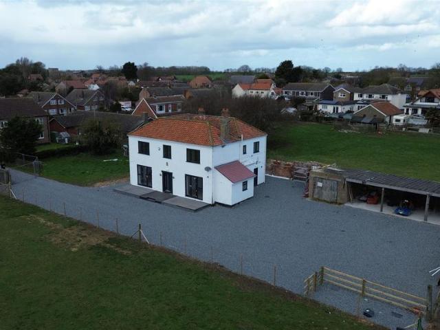 House for sale in Welwick, East Riding Of Yorkshire