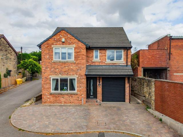 House for sale in Worsbrough, South Yorkshire