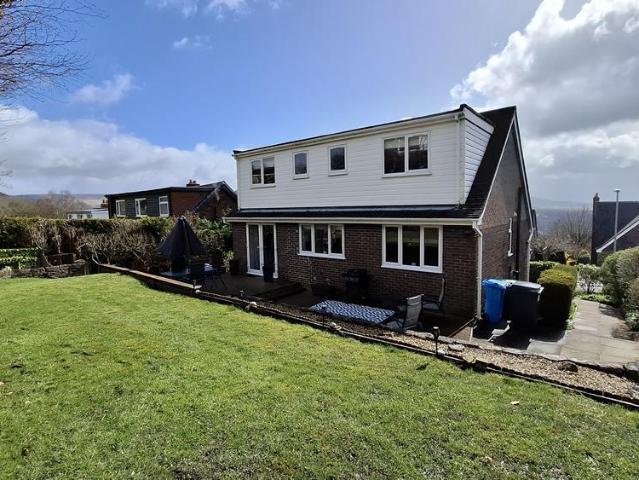 House for sale in Saddleworth, Pendock