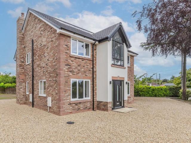 House for sale in Shavington cum Gresty, Shavington