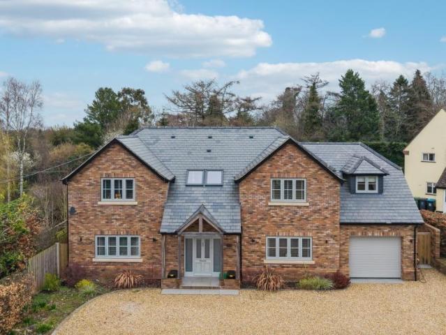 House for sale in Little Heath, Dacorum