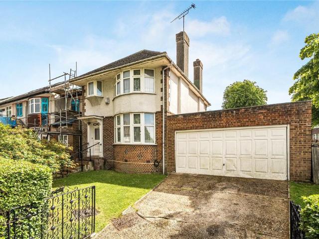 House for sale in London Borough of Ealing, Perivale